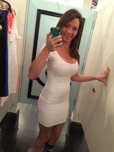 girls-in-sexy-tight-dresses-3