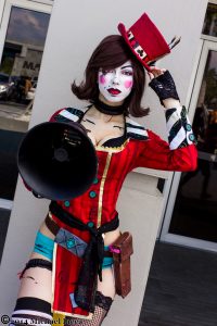 mad_moxxi_33_by_insane_pencil-d8unhn3